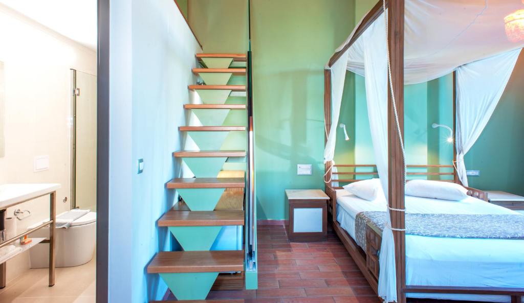 Splanzia Boutique Hotel - Tap to explore photos