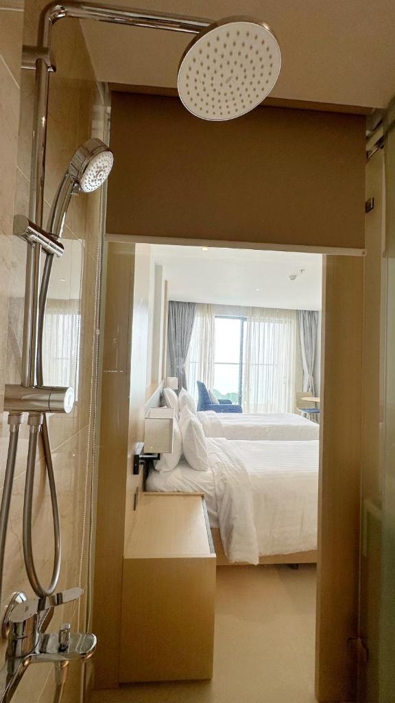 The Aurora Home Premier Ocean Front