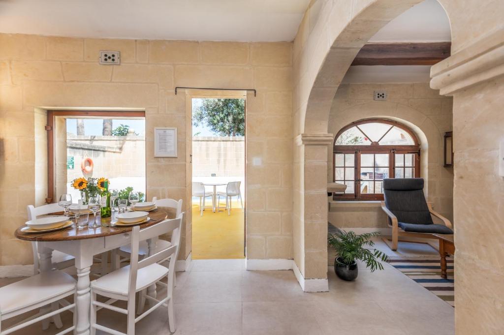 Dar ta' Mansi Farmhouse with Private Pool photo 3