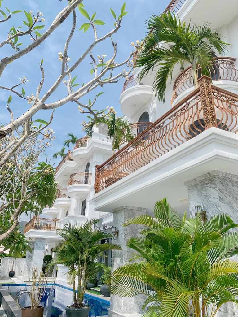 Căn hộ La Sera Suites Nha Trang