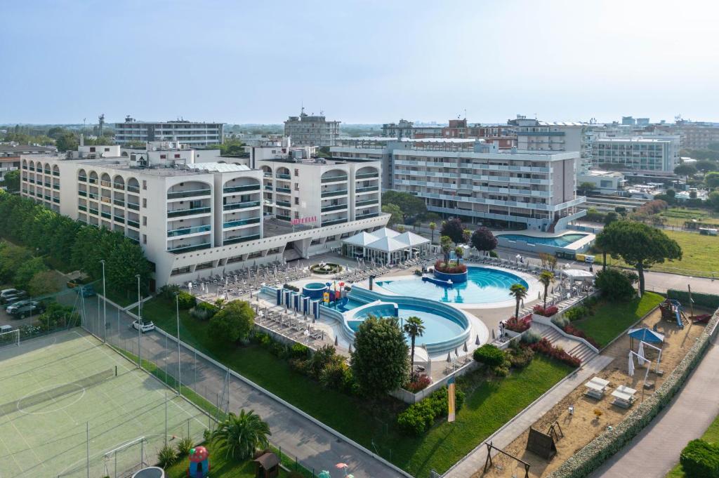 Aparthotel Imperial photo 1
