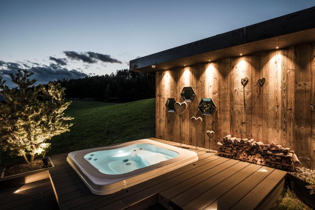 Alpin Boutique Villa Gabriela - Adults Only photo 4