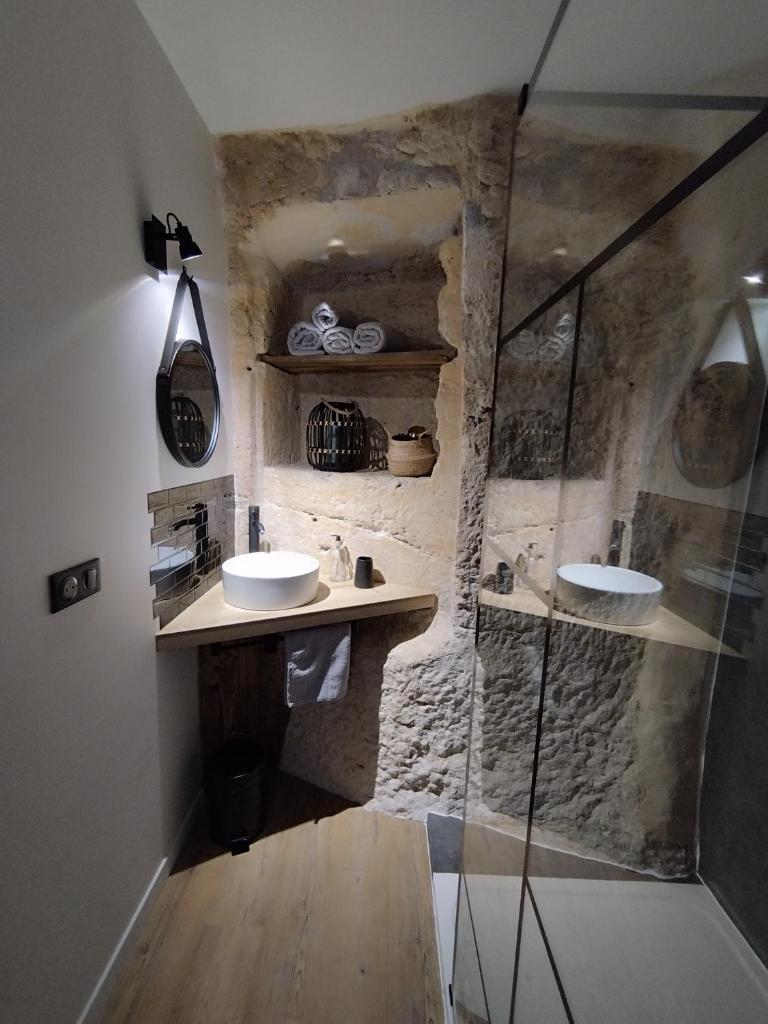Le Fourbiel - Maison de village atypique photo 3