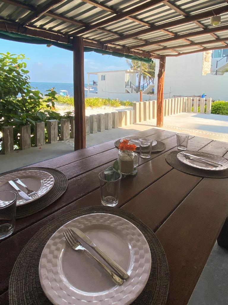Casa Lucia Beachfront Puerto Morelos photo 3