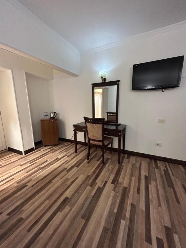 The New Garden Palace Hotel photo 4
