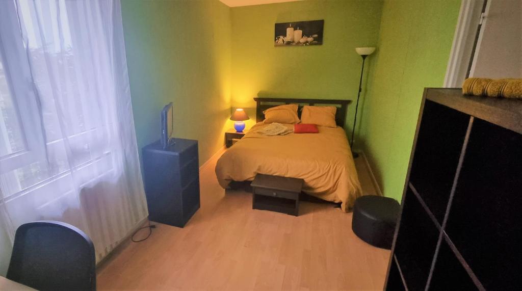 Lovely Room Paris photo 1