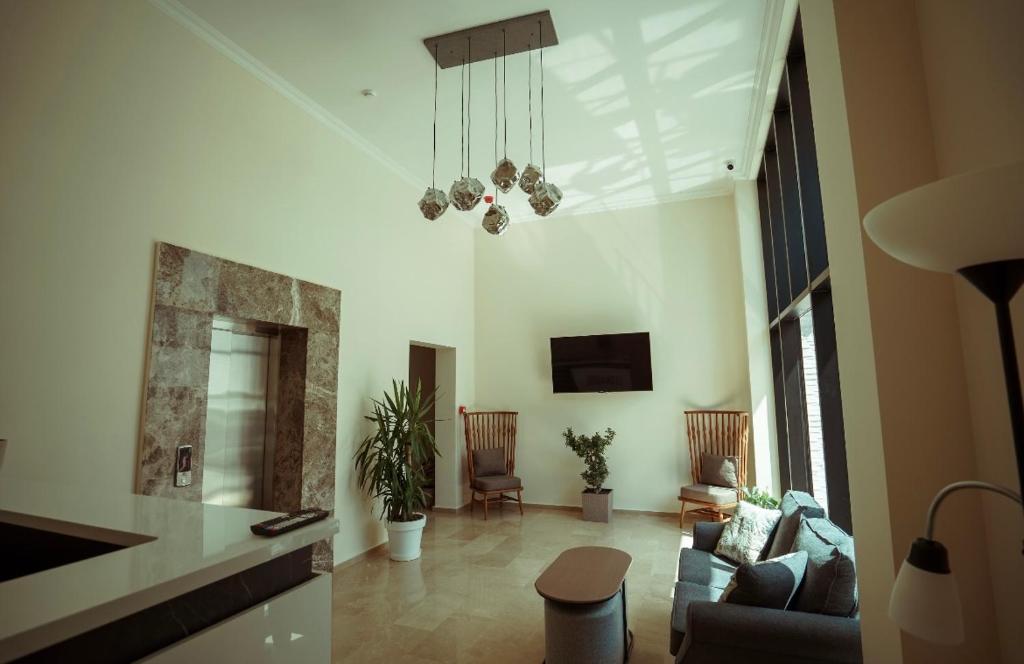 Hotel Leonardo photo 1