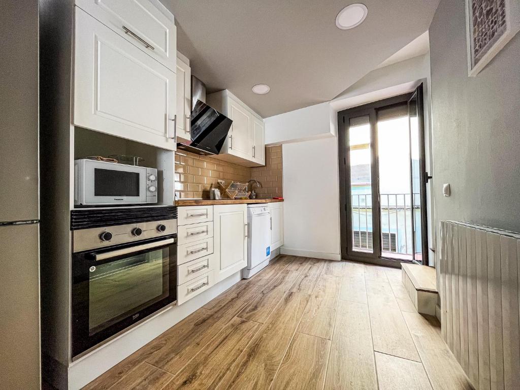 Casa Yama - Renovated House in the Center of Berga photo 1