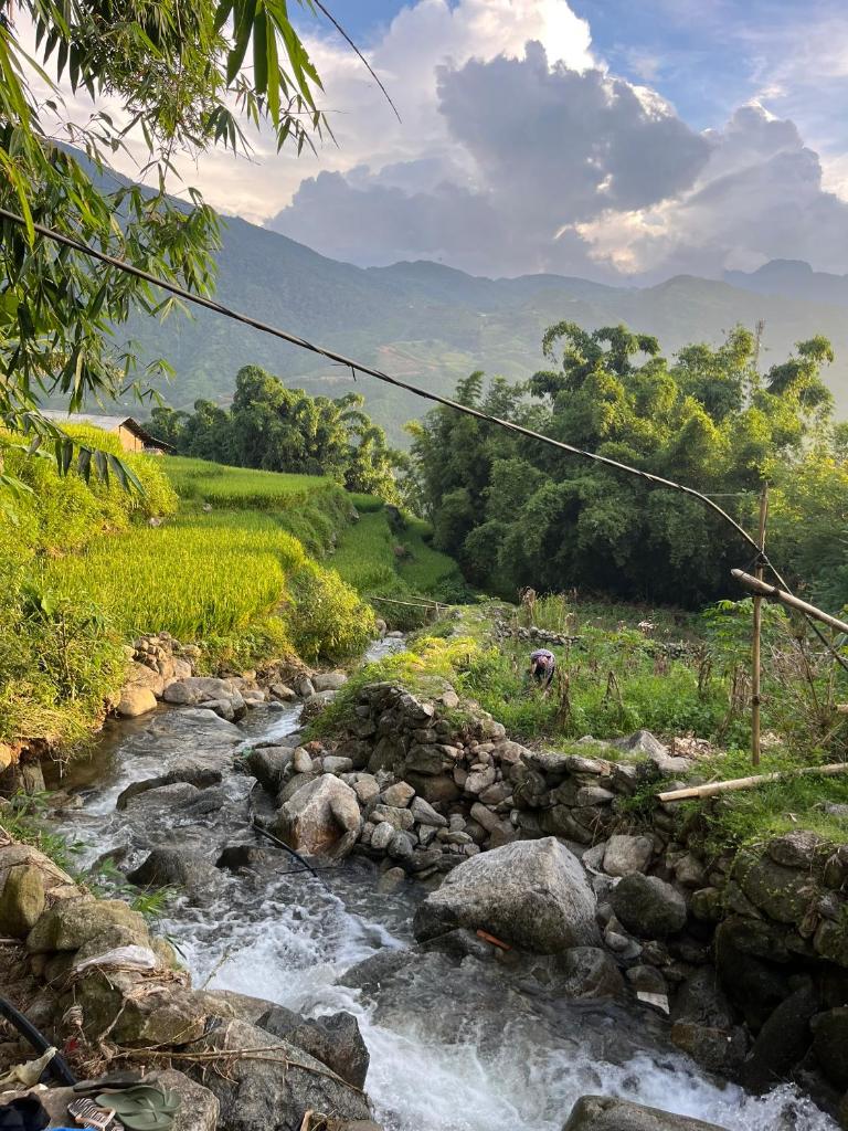 SaPa Hmong Streamside Homestay