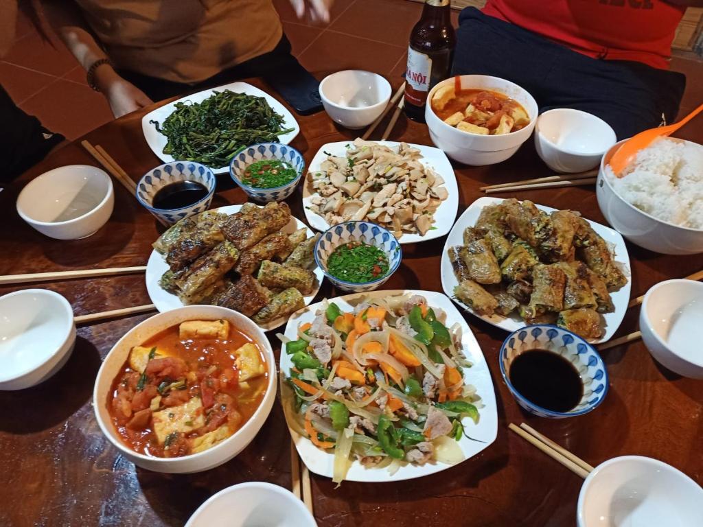 SaPa Hmong Streamside Homestay