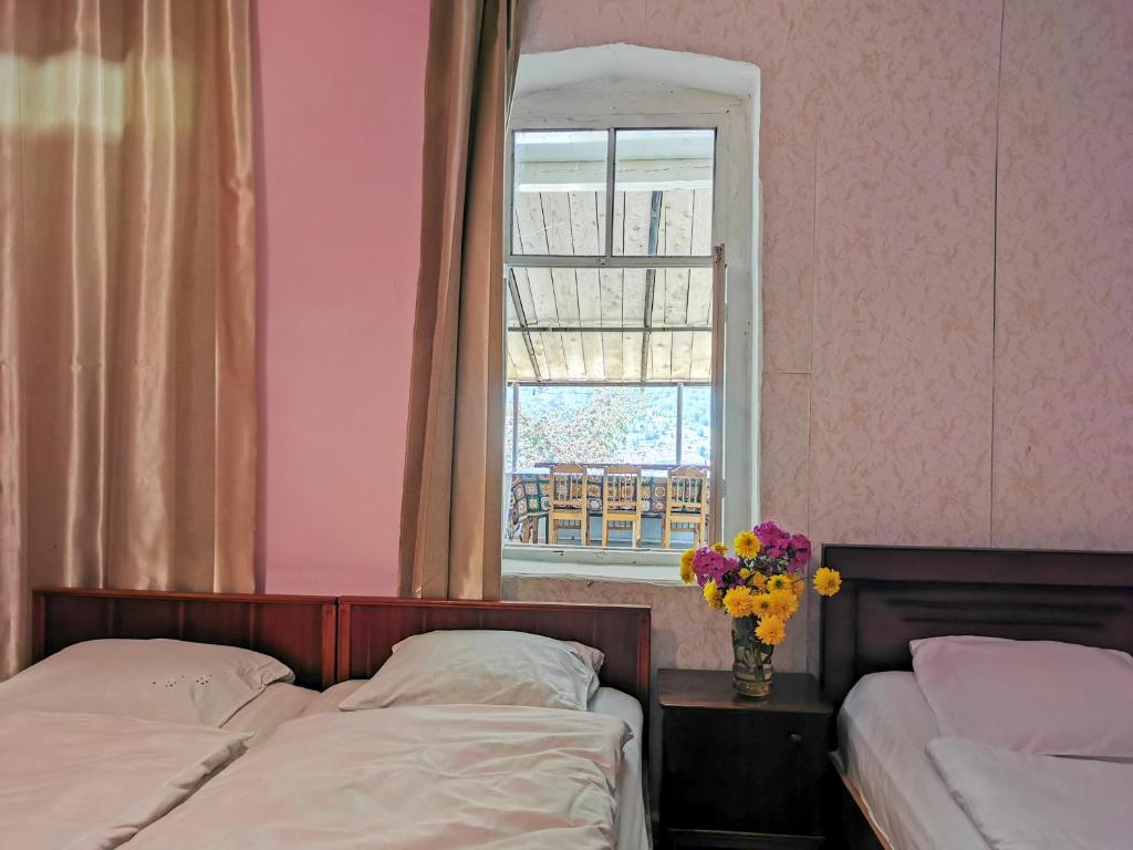Guest House LALI photo 3