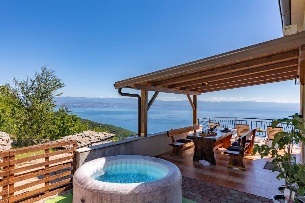 Villa Mystic Place - Suite 1 - Happy Rentals