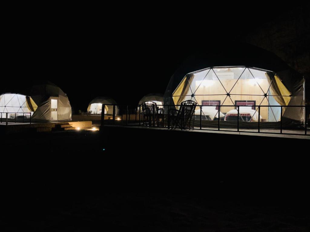 experience staying camp.wadi rum photo 4