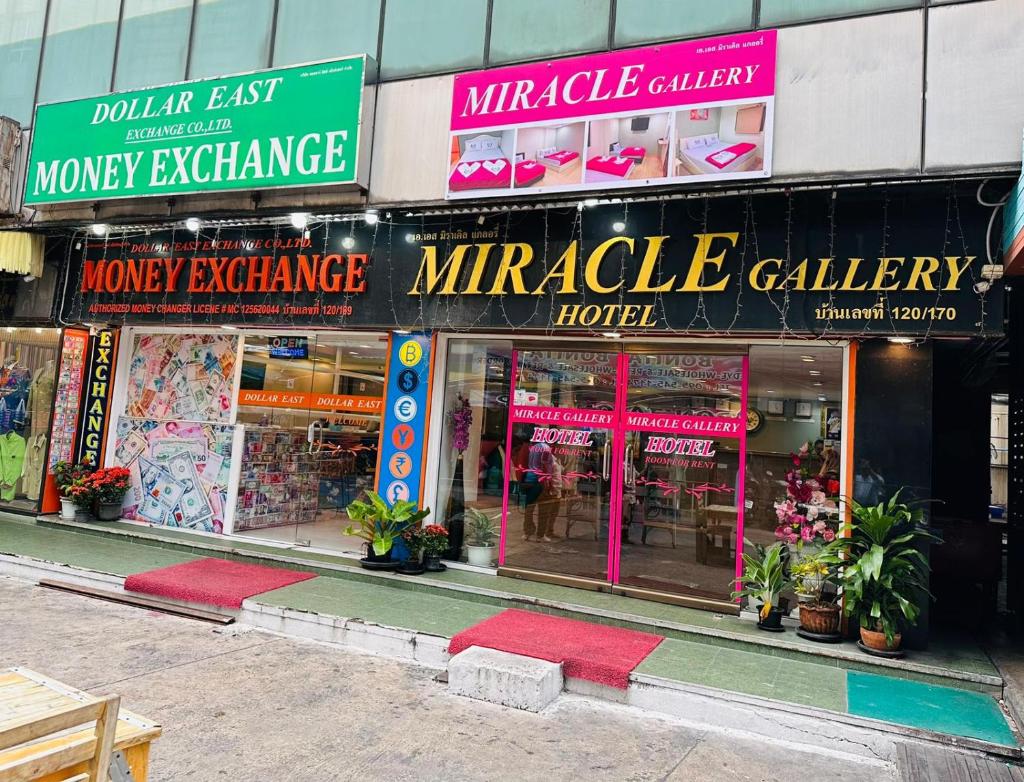 Miracle Gallery Hotel
