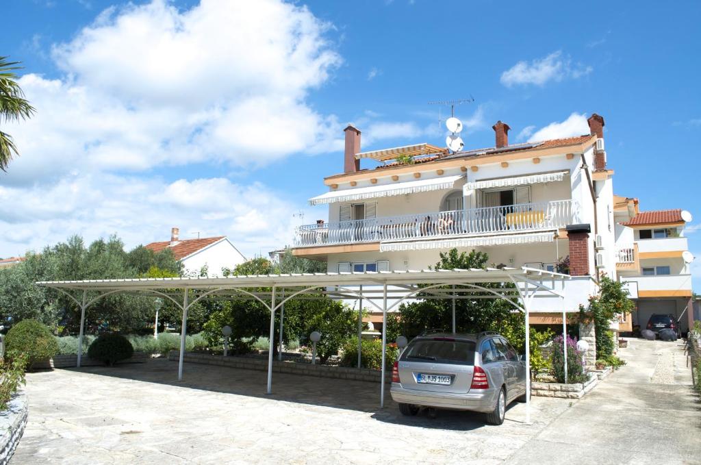 Guest House Adria photo 1