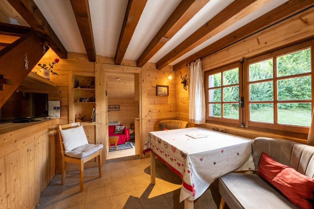 Chalet du Brey - Avec terrasse et jardin photo 1