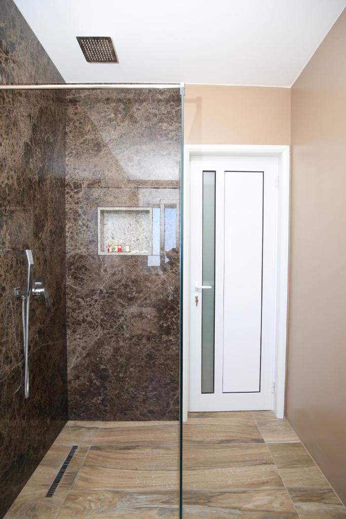 Queen Apartmets Vlore photo 3