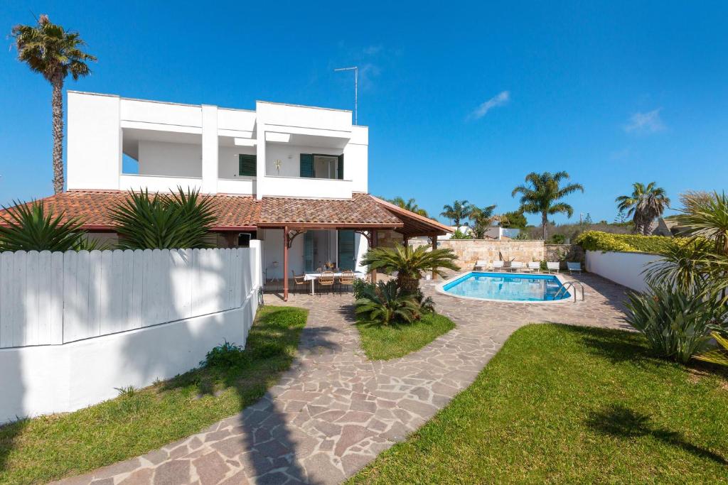 Villa Beach By BarbarHouse photo 3