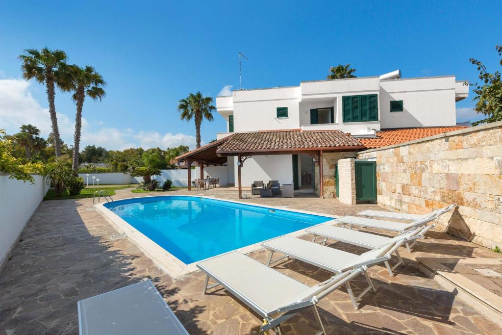 Villa Beach By BarbarHouse photo 1