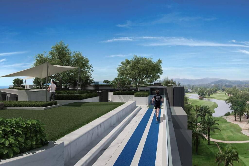 1 Bedroom Sky Park corner photo 3