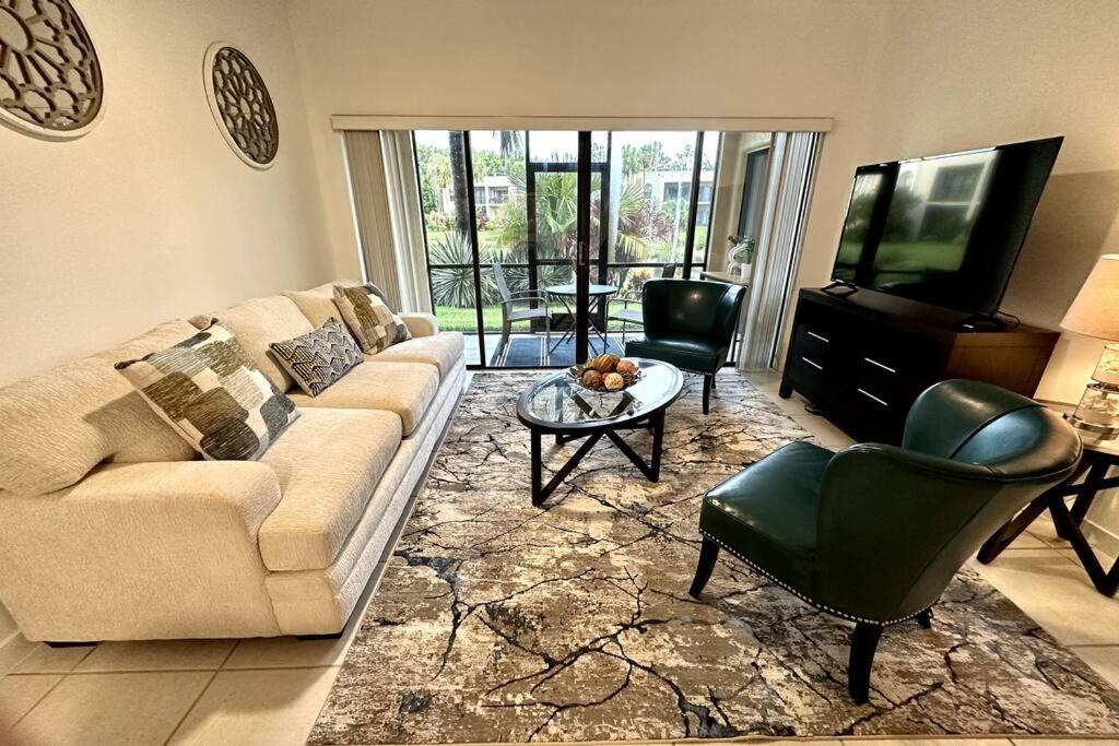 Awesome Apartment near the Beach image