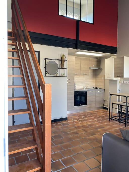 Studio duplex meublé avec place de parking