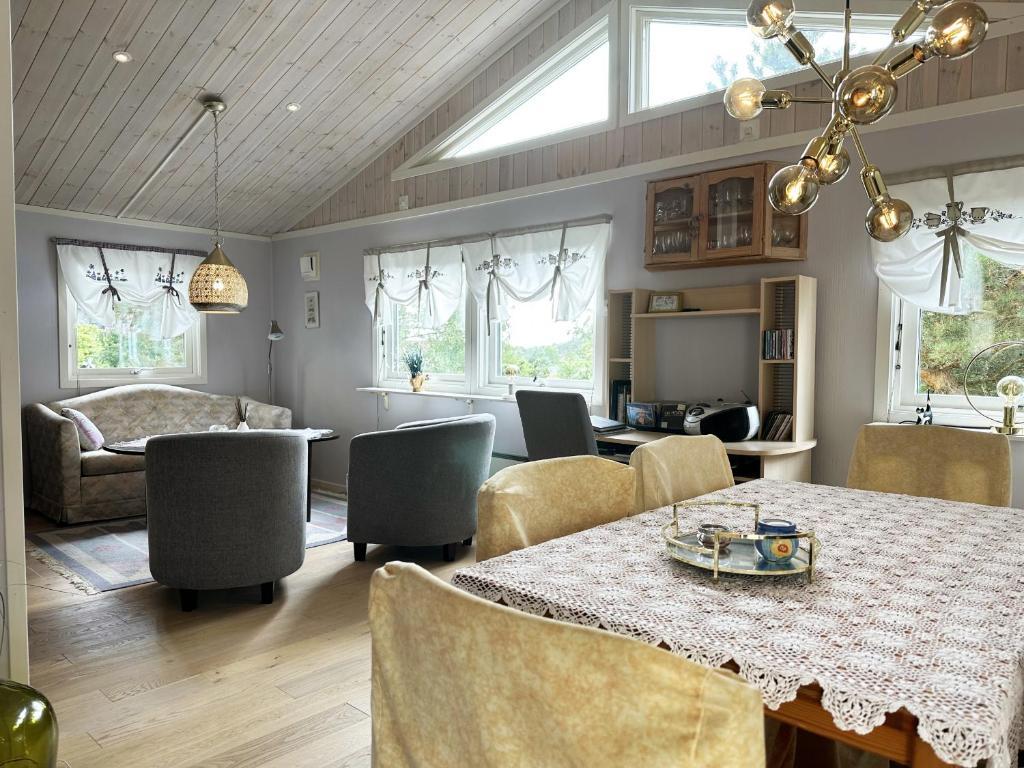 Mysig stuga med villastandard i Tanumshede photo 2