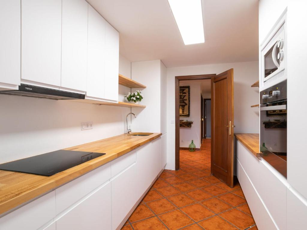Apartment EssensacionesHome - Los Almendros by Interhome photo 4