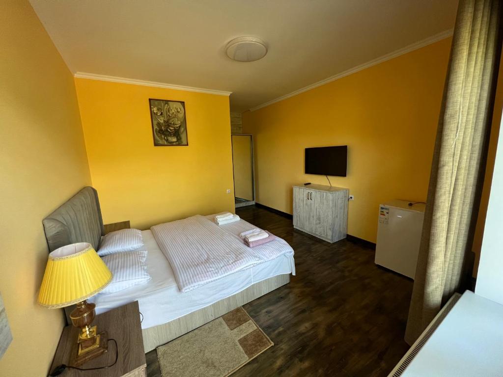 Balkonchik GuestHouse photo 4
