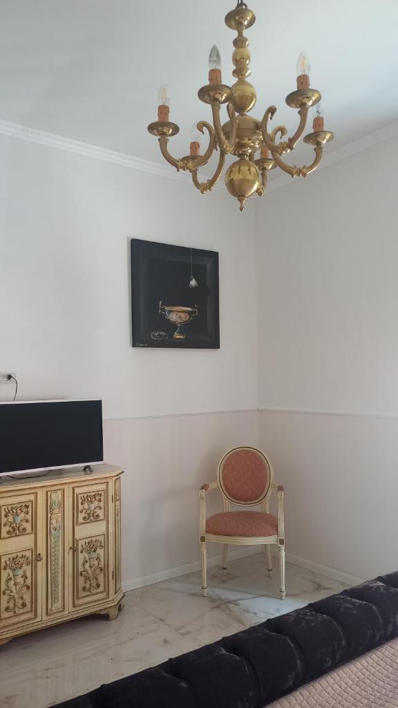 PALAZZO NOVECENTO WELLNESS B&b - Tap to explore photos