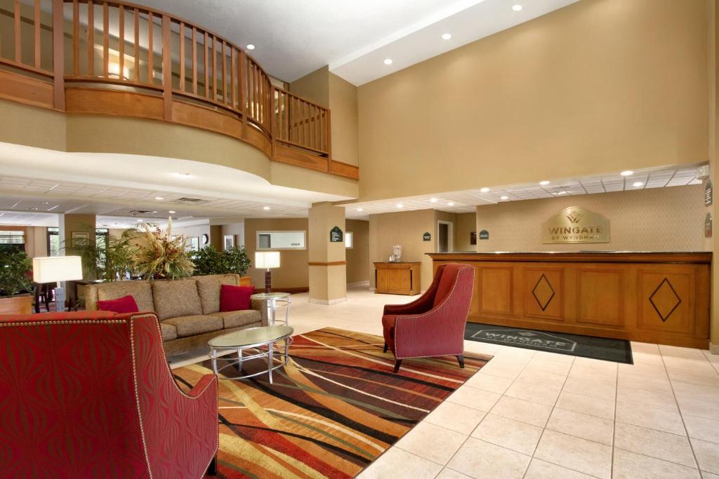Wingate by Wyndham - Chattanooga photo 1