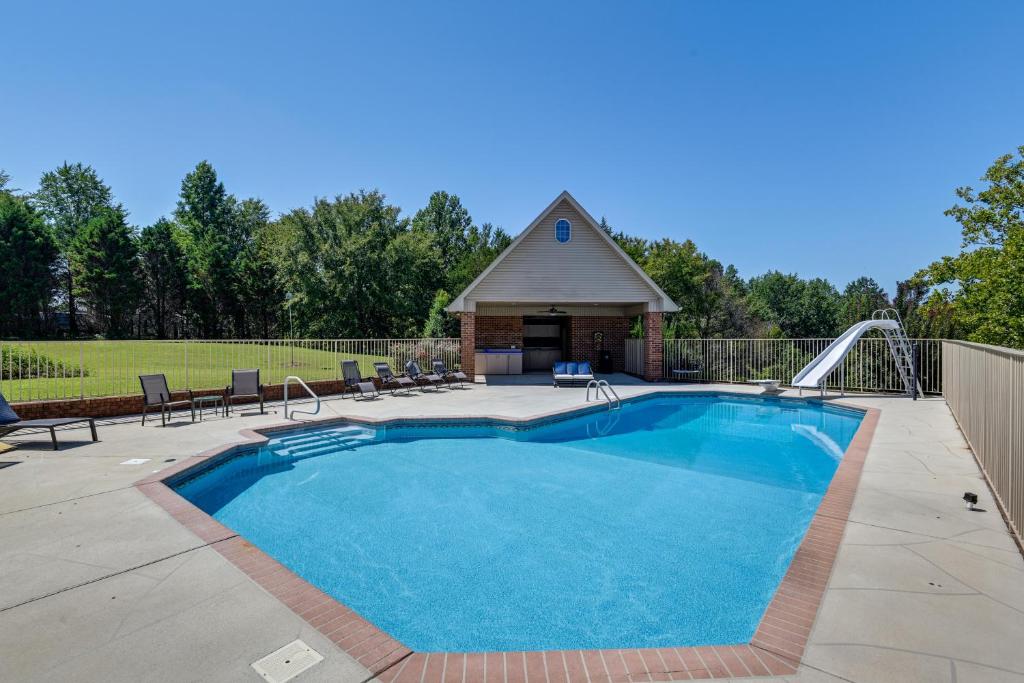 Spacious Family Escape with Pool, Bikes and Trails!