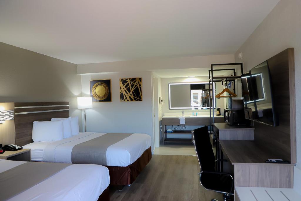 Airport Inn image