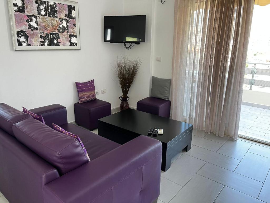 Menikos Apartments photo 2