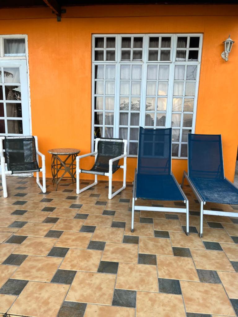 Ocean Views and Hospitable Hosts photo 4