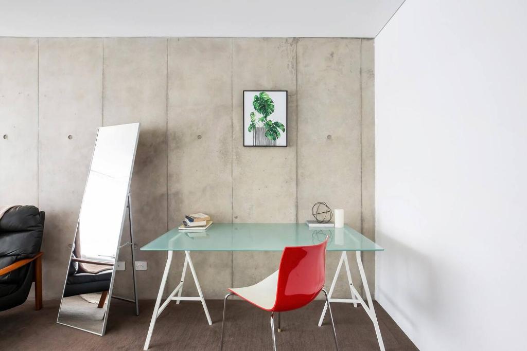 'The Fern' Split-level Eco Luxury in Alexandria photo 1