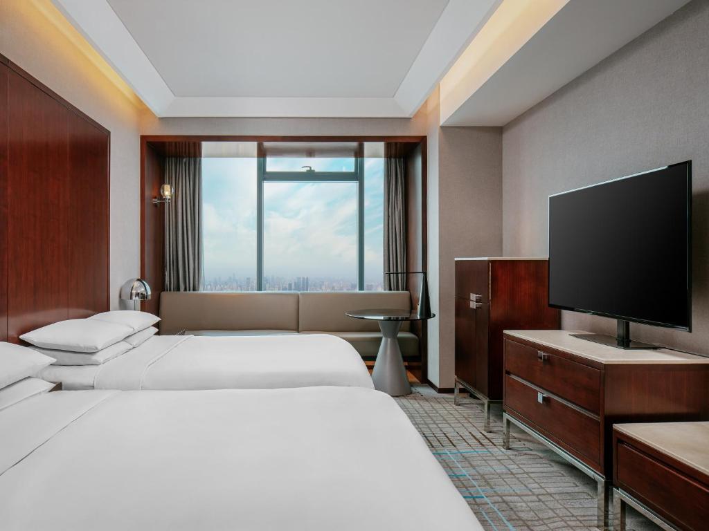 Renaissance Shanghai Zhongshan Park Hotel photo 3