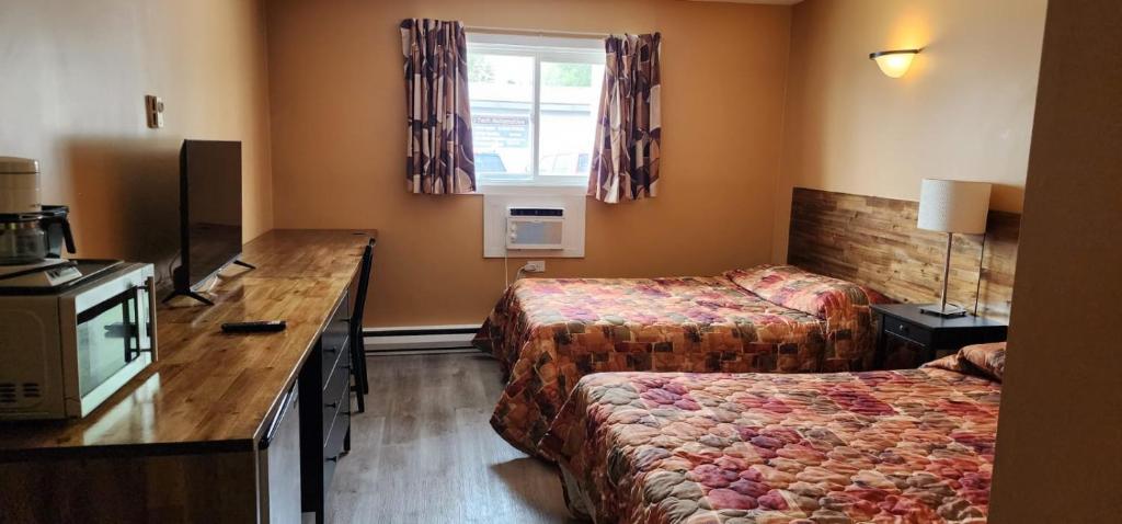VIKING INN photo 4