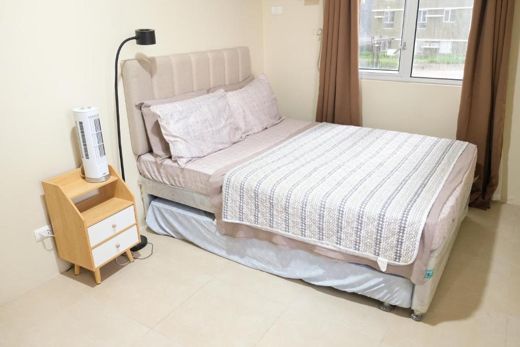 Spacious 1BR Corner Unit in IT Park photo 2