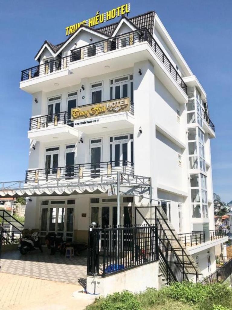 Trung Hiếu Hotel
