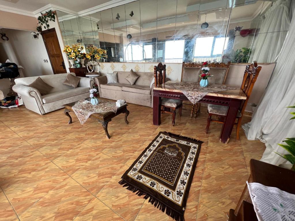 Panoramic Sea View Flat miami FAMILY ONLY شقة بانورما بشاطئ ميامي الاسكندرية عائلات فقط photo 2
