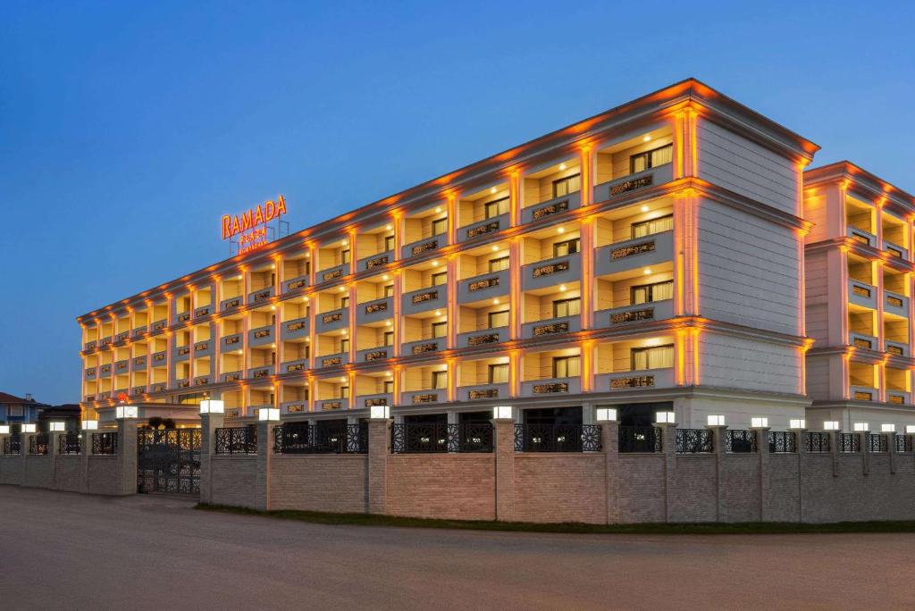 Ramada Plaza by Wyndham Silivri photo 1