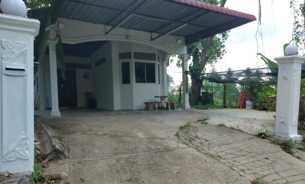 SEROJA HOMESTAY photo 2