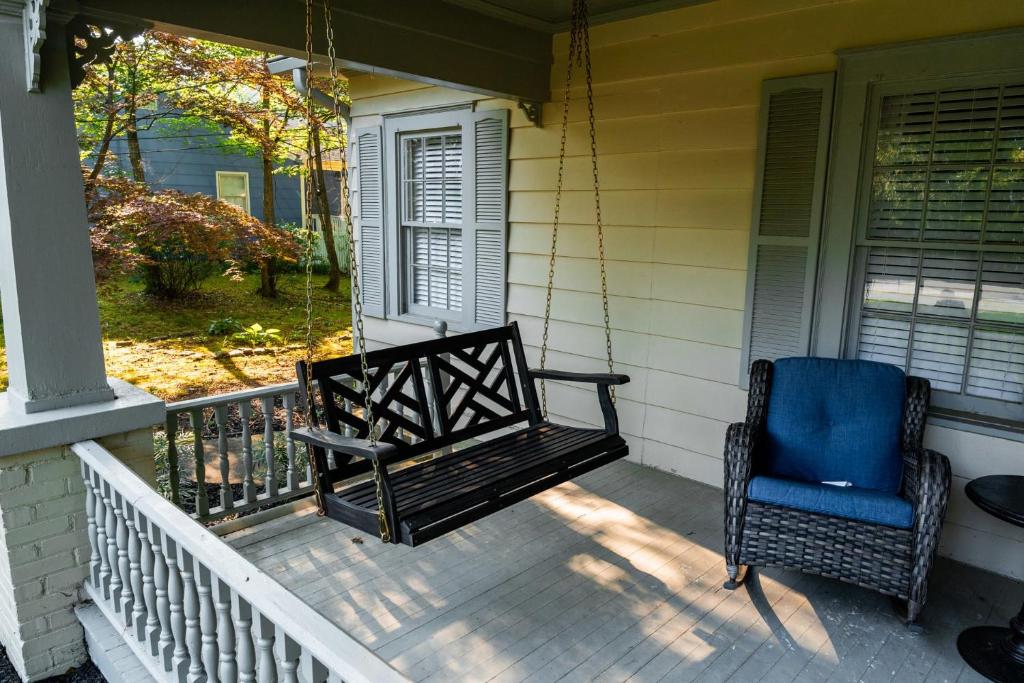Beautiful Home in Historic Downtown Norcross photo 1