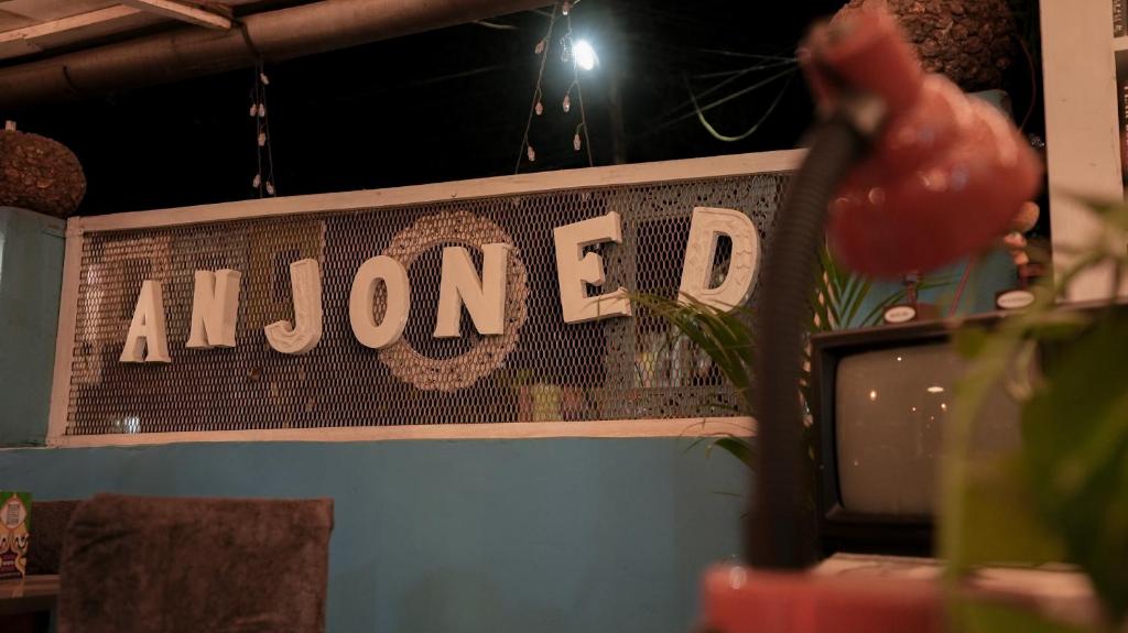 Anjoned Hostel & Cafe photo 4
