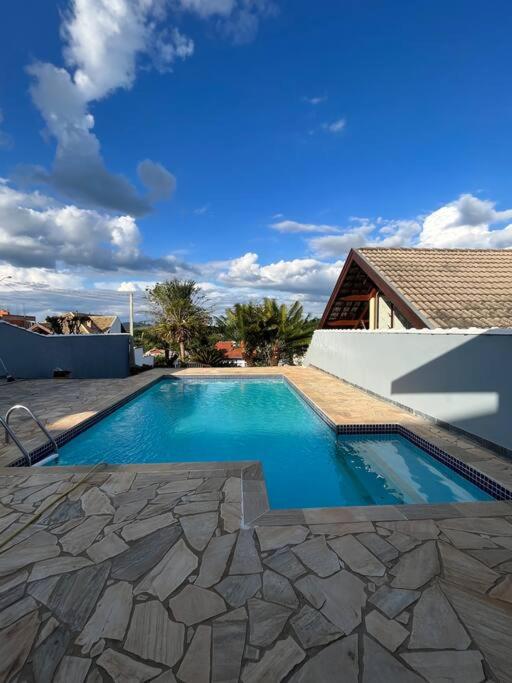 Casa com piscina em condomínio fechado photo 1