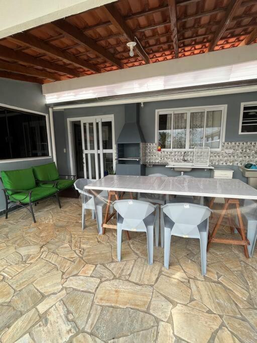 Casa com piscina em condomínio fechado photo 4