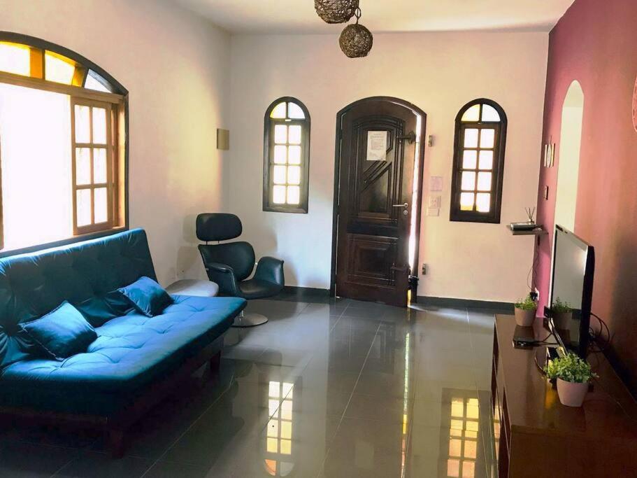 Casa com horários de entrada e saída diferenciados photo 2
