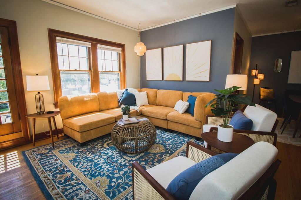 Beautiful 2BR Loft in Prime Location