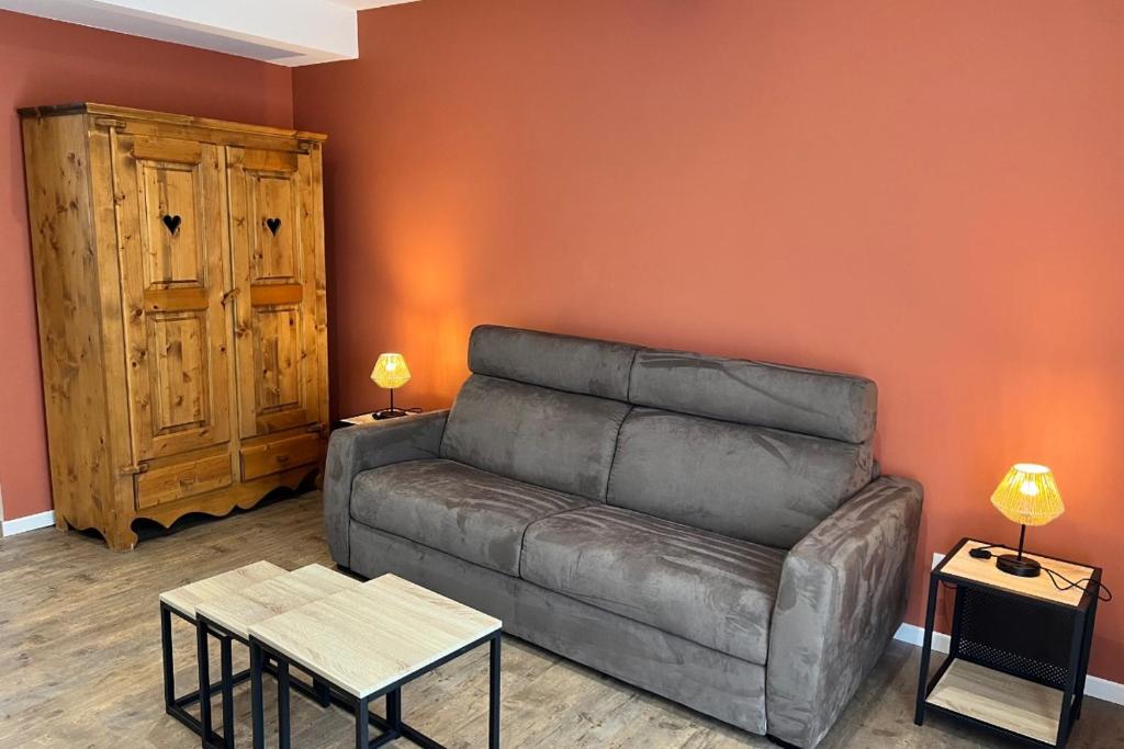 Studio Lac chalain 30 m2 piscine chauffe photo 2